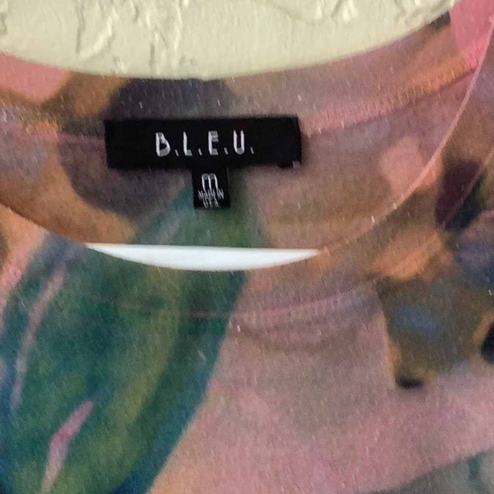 Embellished Tee - Picture 3 of 4